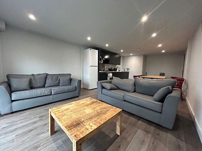 1 Bedroom Flat To Rent In Low Hill, Liverpool, L6