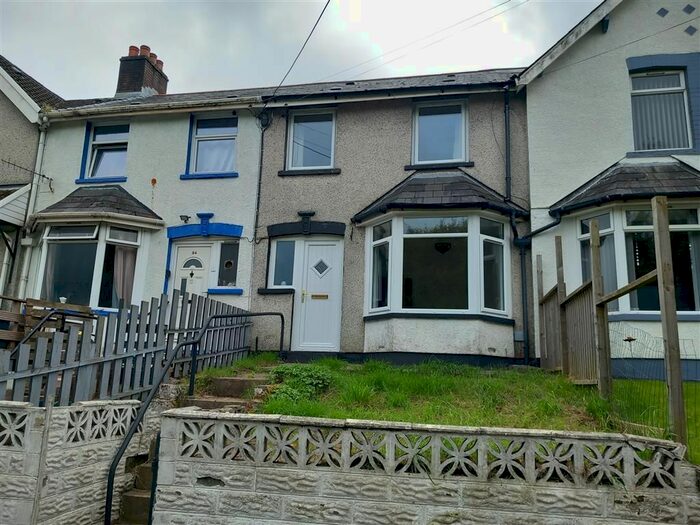 2 Bedroom Property To Rent In Maple Terrace, Abercwmboi, Aberdare, CF44