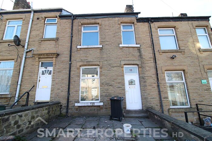 4 Bedroom Terraced House To Rent In Manor Street, Huddersfield, HD4