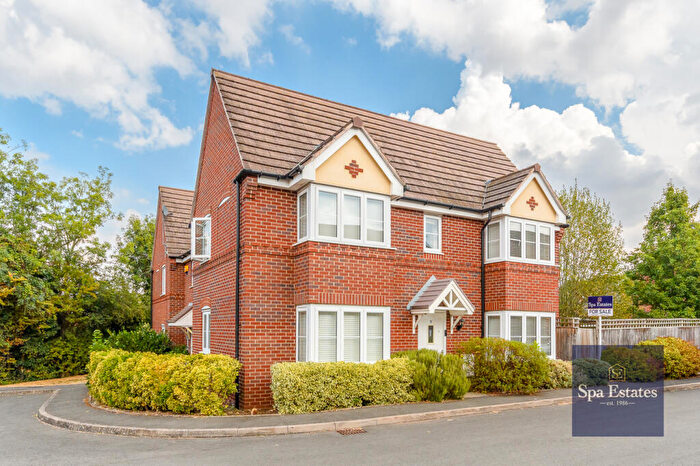 3 Bedroom Town House For Sale In Fuchsia Drive, Whitnash, Warwickshire, CV31