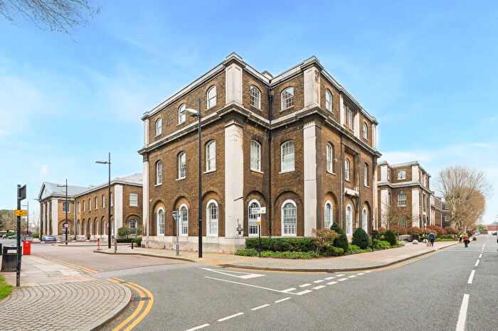 2 Bedroom Apartment For Sale In Cadogan Road, Woolwich, SE18