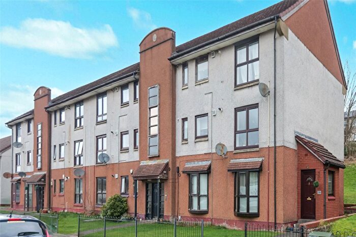 2 Bedroom Flat For Sale In Moorfoot Avenue, Paisley, Renfrewshire, PA2