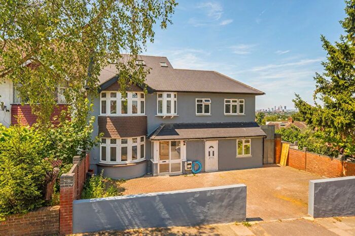3 Bedroom Detached House To Rent In Ringmore Rise, Forest Hill, SE23