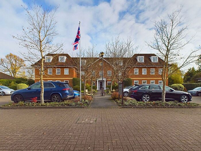 1 Bedroom Flat For Sale In Stanford Orchard, Warnham, Horsham, West Sussex, RH12