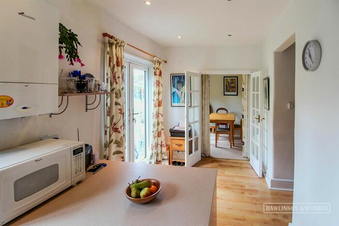 3 Bedroom Detached Bungalow For Sale In Monks Avenue, West Molesey, KT8