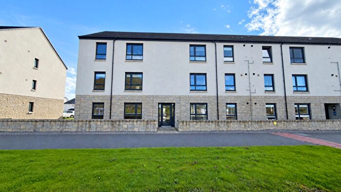 2 Bedroom Flat For Sale In Drummossie Road, Stratton, Inverness., IV2
