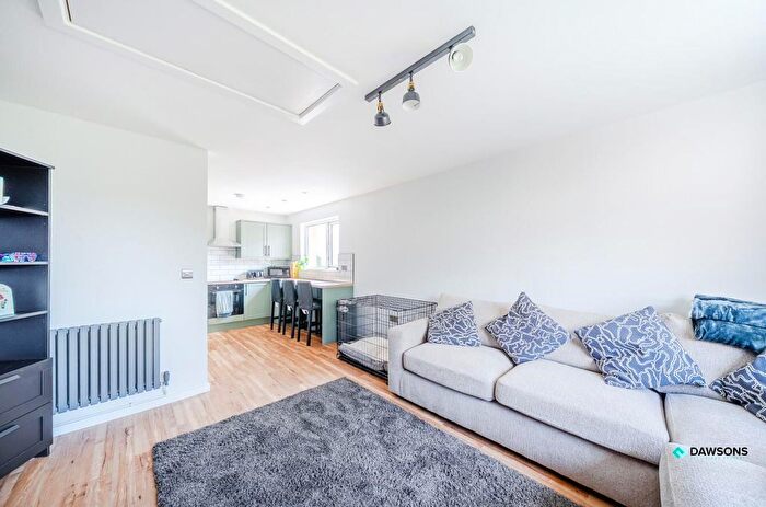 1 Bedroom Flat For Sale In Ilston Way, West Cross, Swansea, SA3