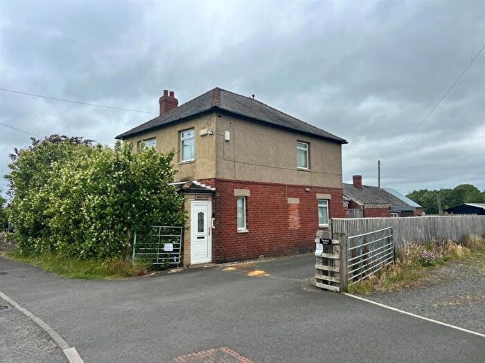 3 Bedroom Detached House For Sale In Eastwood Villas, Prudhoe, NE42