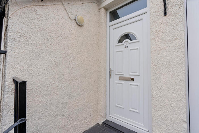 1 Bedroom Flat For Sale In Hamilton Road, Bellshill, ML4