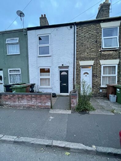 3 Bedroom Terraced House To Rent In High Street, Peterborough, Cambridgeshire, PE2