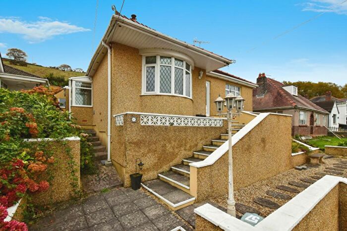 3 Bedroom Bungalow For Sale In Gwscwm Road, Burry Port, Carmarthenshire, SA16