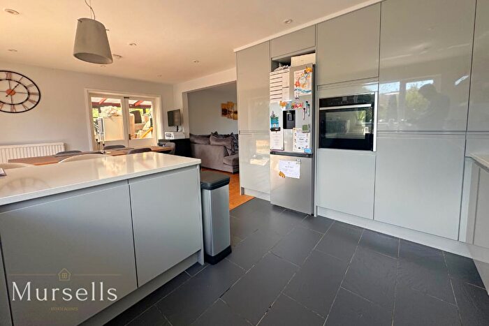 3 Bedroom Detached House For Sale In Shaw Drive, Wareham, BH20 - Photo 4