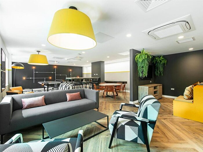 Studio To Rent In Stadium Way, Exeter, EX4