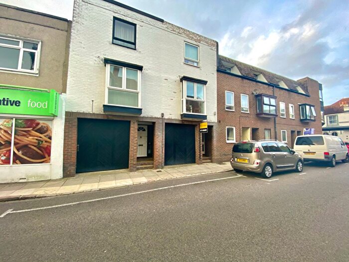 3 Bedroom Property To Rent In Great Southsea Street, Southsea, PO5