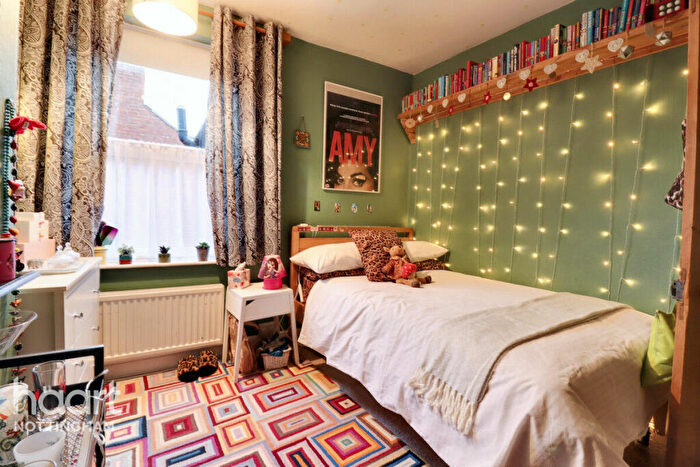 2 Bedroom Terraced House For Sale In Beaconsfield Street, Nottingham, NG7