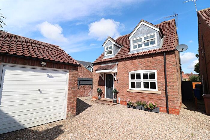 3 Bedroom Detached House For Sale In The Orchard, Wilberfoss, York, YO41
