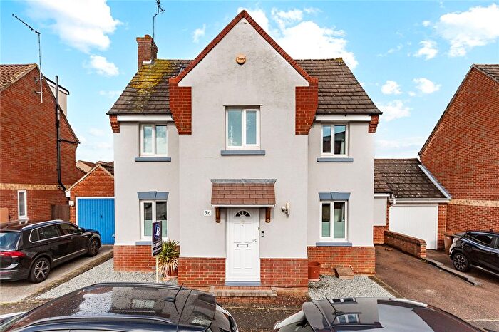 5 Bedroom Detached House For Sale In Stanley Rise, Chelmer Village, Chelmsford, Essex, CM2