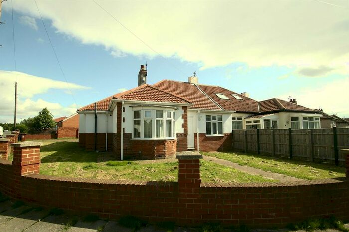 4 Bedroom Detached Bungalow To Rent In Debdon Gardens, Heaton, NE6