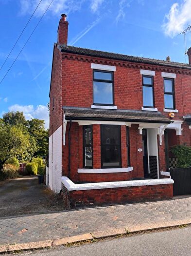 3 Bedroom End Of Terrace House To Rent In Alton Street, Crewe, CW2