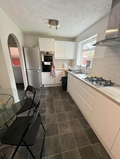 5 Bedroom Detached House To Rent In Jellicoe Avenue, Bristol, BS16