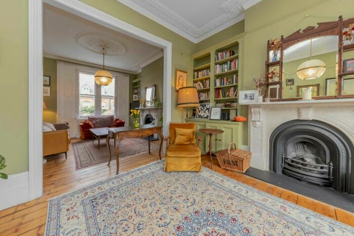 5 Bedroom House To Rent In Petherton Road, Islington, N5