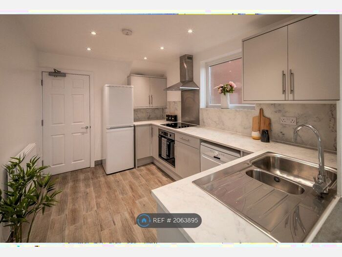 5 Bedroom Terraced House To Rent In Soundwell Road, Bristol, BS16