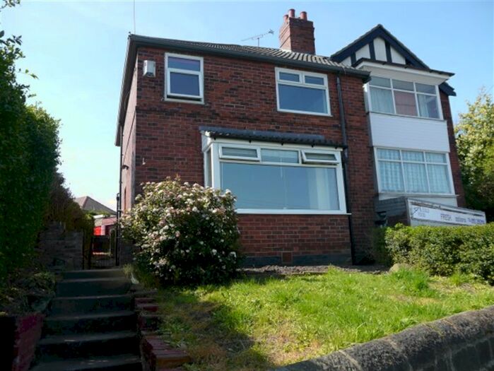 3 Bedroom Semi-Detached House To Rent In Broad Lane, Bramley LS13