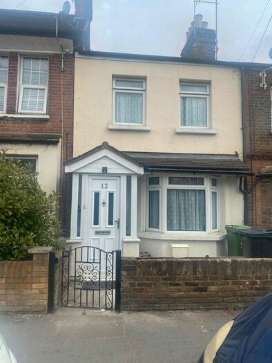 3 Bedroom Terraced House To Rent In Delamare Road, Cheshunt, EN8