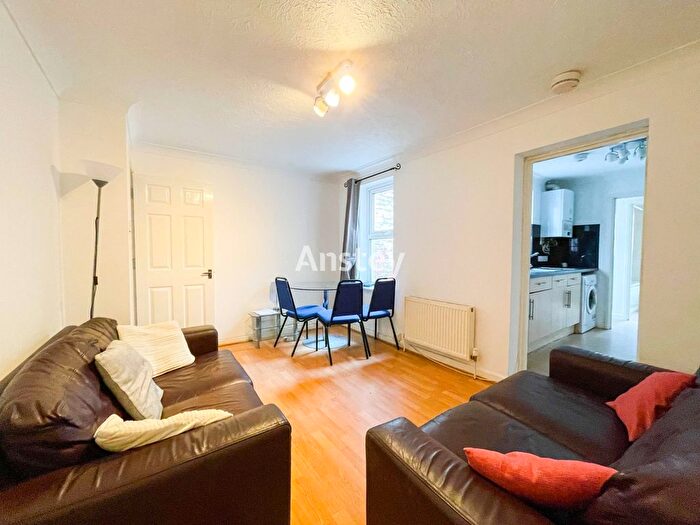 3 Bedroom Detached House To Rent In Liverpool Street, Southampton, Hampshire, SO14