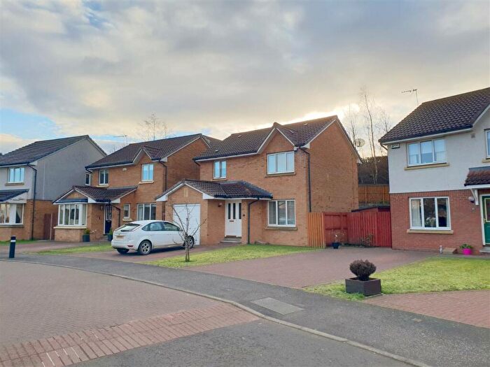 3 Bedroom Detached House To Rent In Canonbie Avenue, Mavor Park, East Kilbride, G74