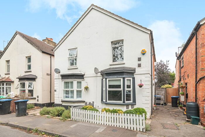 2 Bedroom Semi-Detached House For Sale In Ongar Road, Addlestone, KT15