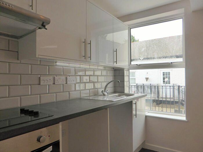 Studio To Rent In Osmond Road Hove -, P13