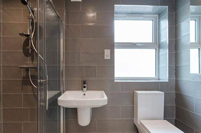 1 Bedroom Maisonette To Rent In Apsley Road, South Norwood, London, SE25