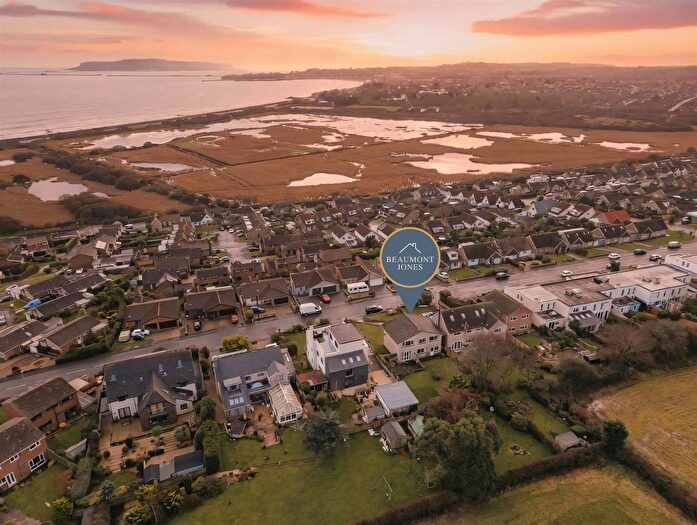 4 Bedroom Detached House For Sale In Brackendown Avenue, Preston, DT3