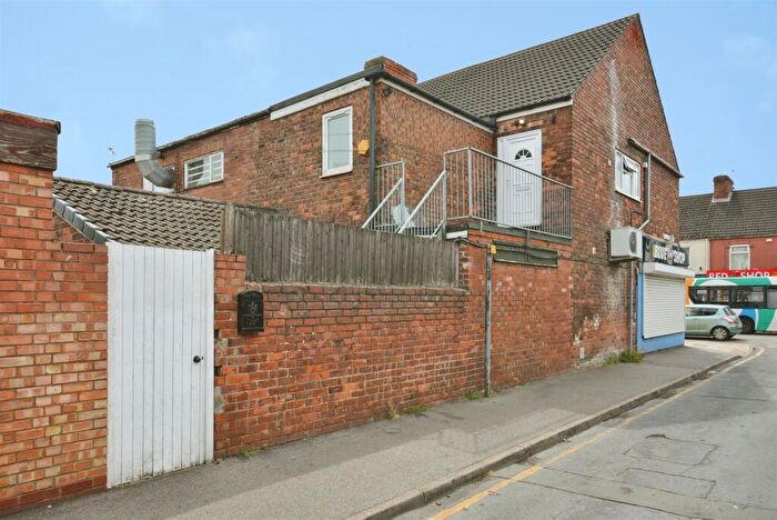 2 Bedroom Flat To Rent In Ashby High Street, Scunthorpe, DN16