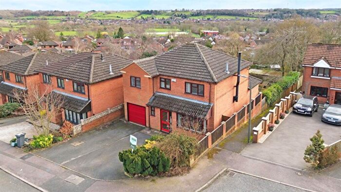 4 Bedroom Detached House For Sale In Manor Road, Ashbourne, DE6