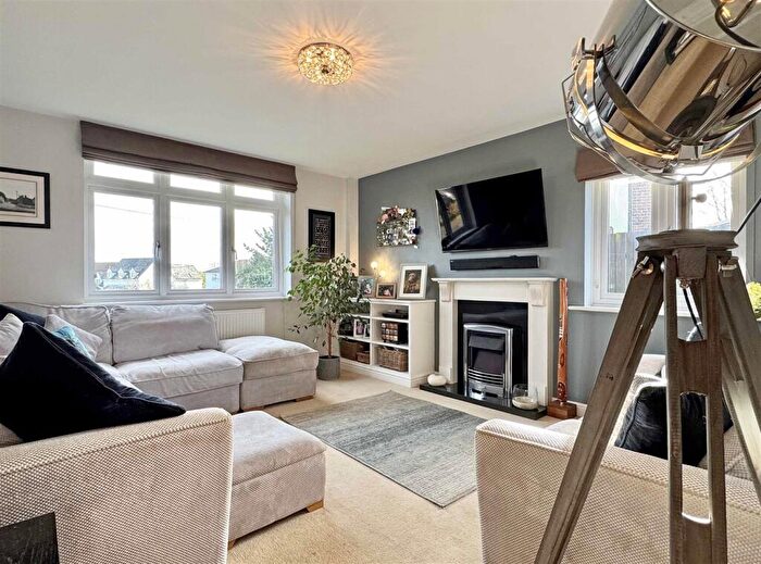 4 Bedroom Detached House For Sale In Saffron Gardens, Wethersfield, Braintree, CM7