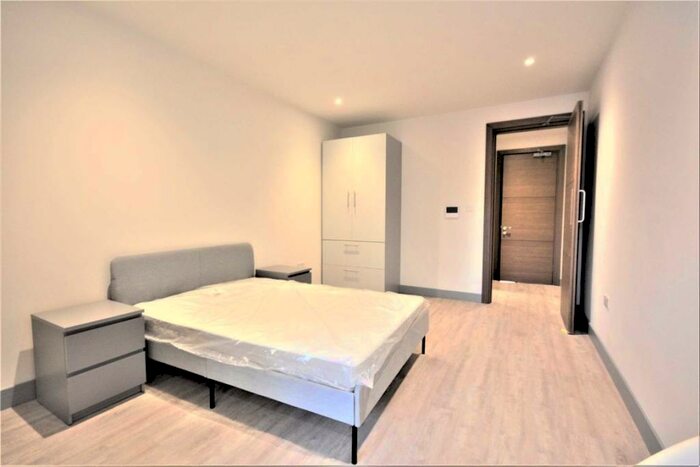 Studio To Rent In Colindale Avenue, London, NW9