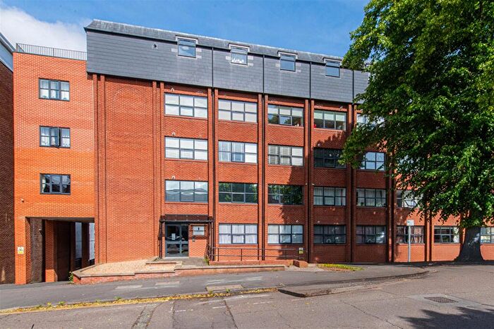1 Bedroom Flat For Sale In Clarendon House, Station Road, Kettering, NN15