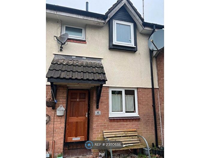 1 Bedroom Semi-Detached House To Rent In Coppleridge Drive, Manchester, M8