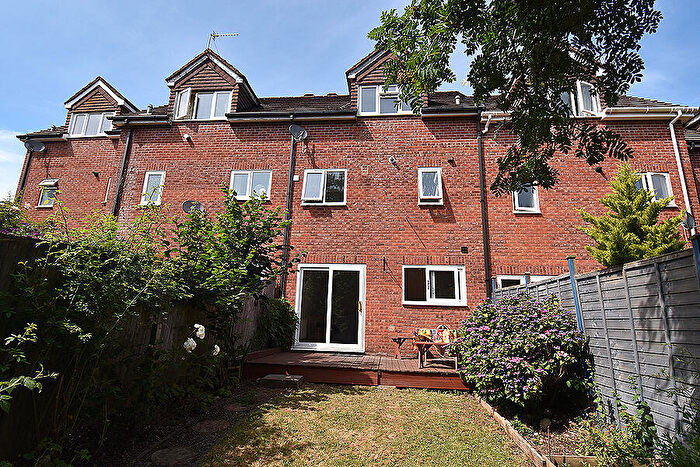 3 Bedroom Town House For Sale In Falkland Close, Pennsylvania, Exeter, EX4