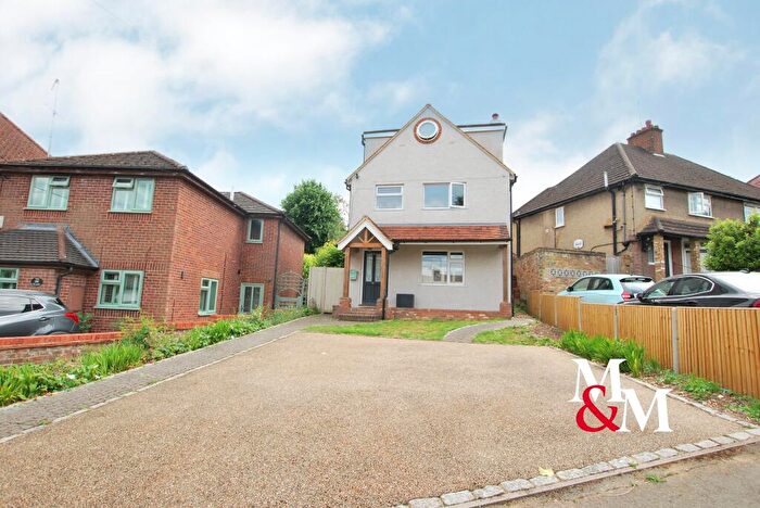4 Bedroom Detached House To Rent In Woodlands Avenue, HP4