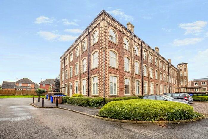 2 Bedroom Flat To Rent In Hayford Mills, Cambusbarron, Stirling, FK7