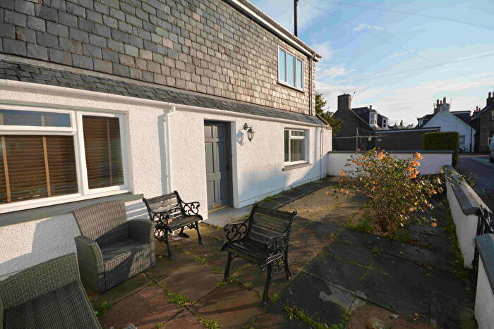 4 Bedroom Semi-Detached House To Rent In Park Street, Nairn, IV12