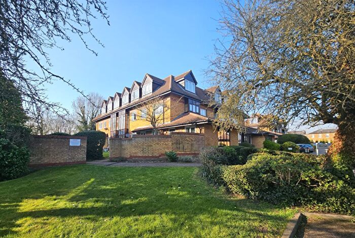 2 Bedroom Maisonette For Sale In Oliver Court, Chapmore End, Ware, SG12