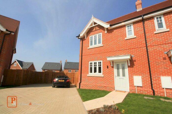 3 Bedroom Semi-Detached House To Rent In Sapphire Crescent, Colchester, Essex, CO4