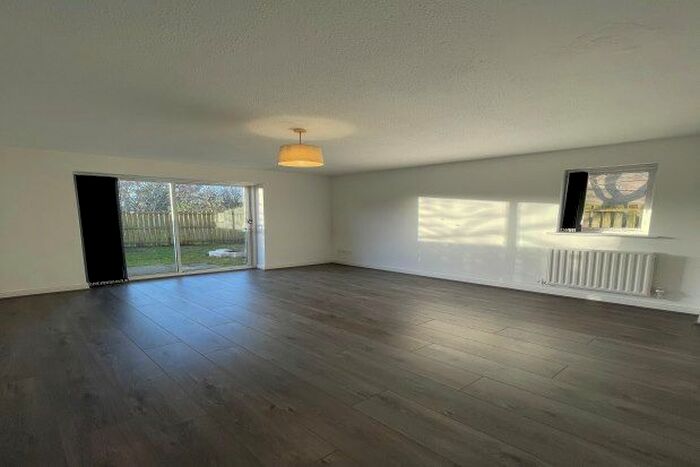 2 Bedroom Property To Rent In Haslam Court, Burnley, BB10