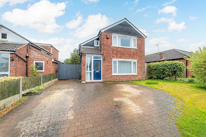 3 Bedroom Detached House For Sale In Barton Road, Canterbury, CT1