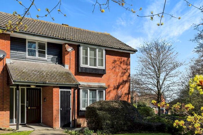 Studio To Rent In Hazebrouck Road, Faversham, ME13