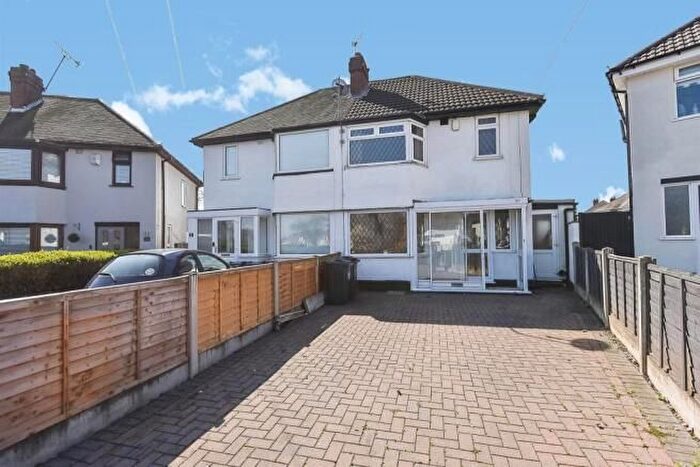 3 Bedroom Property To Rent In Elmfield Avenue, Birmingham, B24